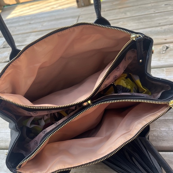 Walmart brand black bag in great condition - Picture 3 of 6